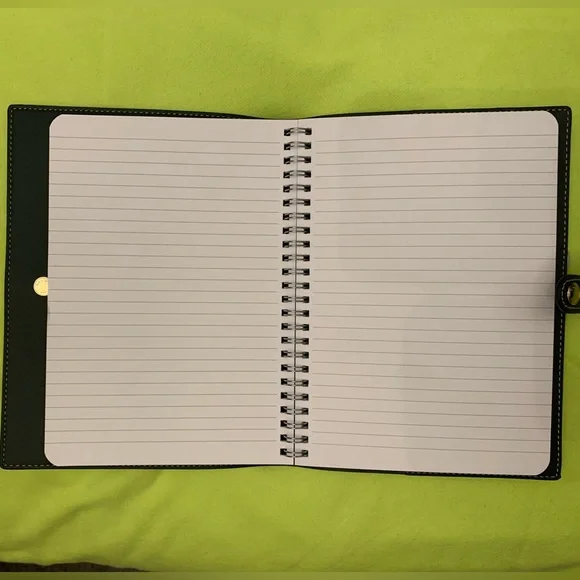 NOTEBOOK IN SIGNATURE CANVAS WITH VARSITY MOTIF